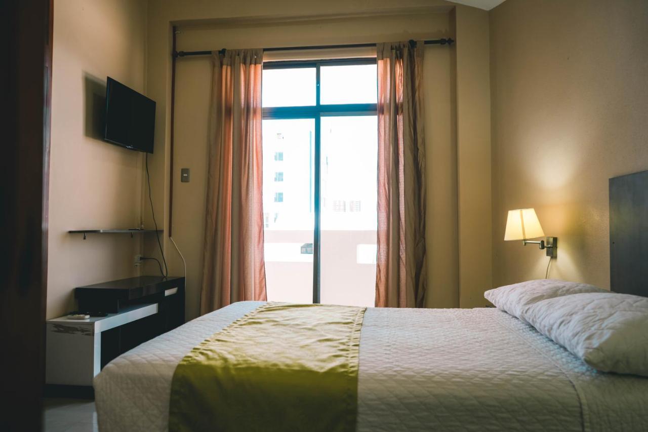 Hotel Manta Beach Madrigal Dış mekan fotoğraf