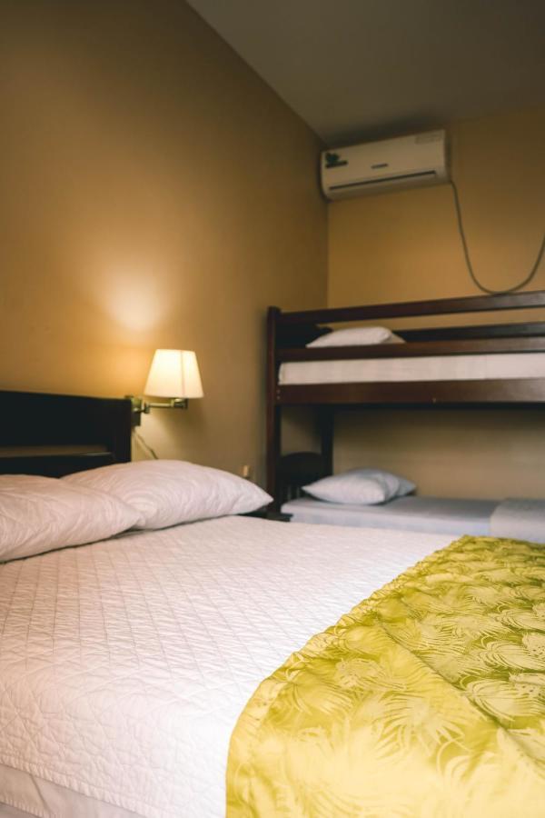 Hotel Manta Beach Madrigal Dış mekan fotoğraf