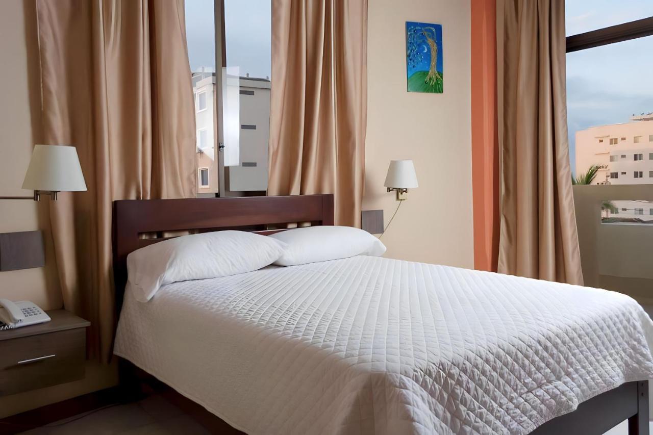 Hotel Manta Beach Madrigal Dış mekan fotoğraf