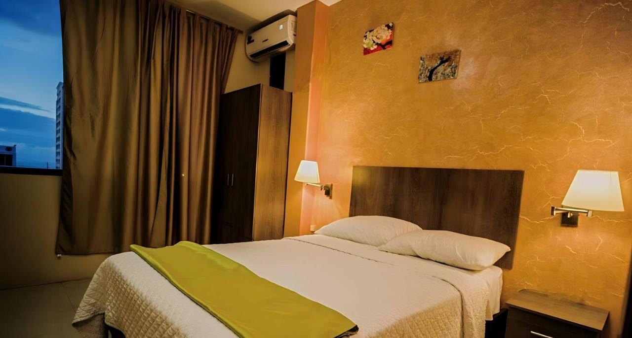 Hotel Manta Beach Madrigal Dış mekan fotoğraf