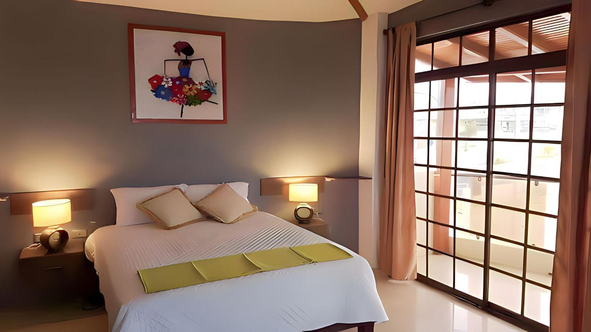Hotel Manta Beach Madrigal Dış mekan fotoğraf