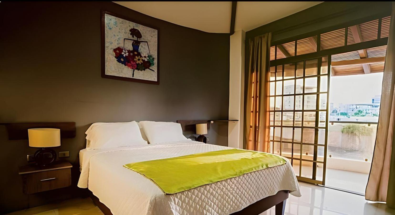 Hotel Manta Beach Madrigal Dış mekan fotoğraf