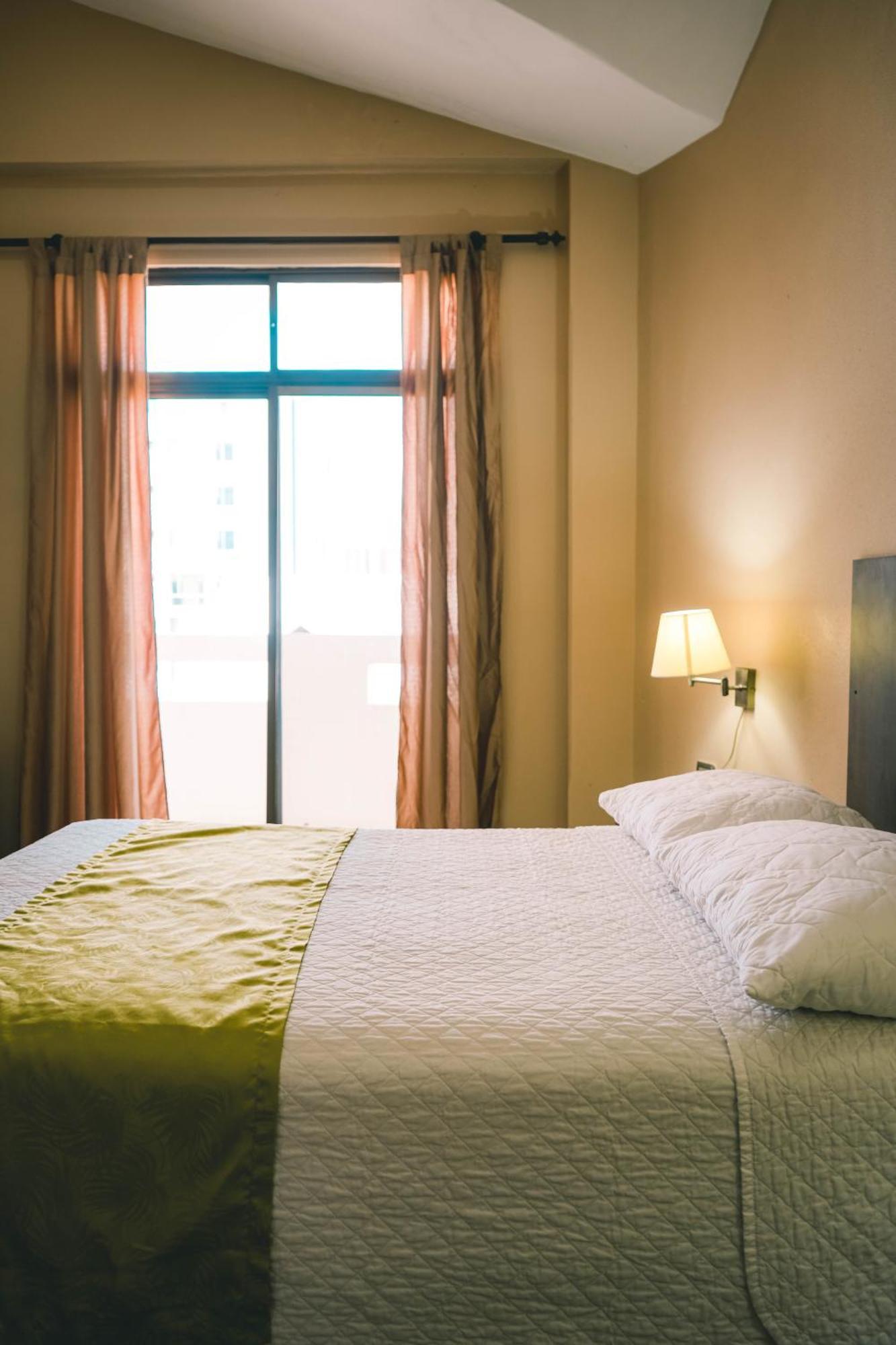 Hotel Manta Beach Madrigal Dış mekan fotoğraf